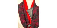 Foulard rouge et noir - petit carrelé